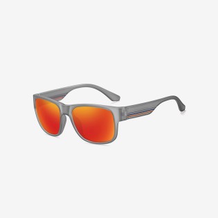 Photochromic driving sunglasses