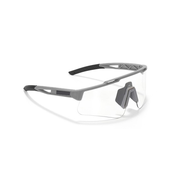 High-quality photochromic polarized sports sunglasses