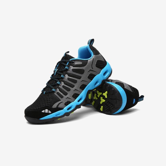 Non-slip black hiking leather shoes