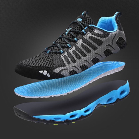 Non-slip black hiking leather shoes