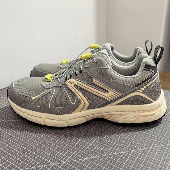 Breathable low-top trail running shoes
